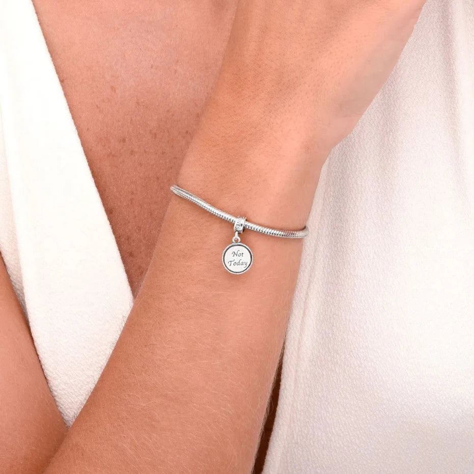 Berloque Jon Snow Rei do Norte o Game of Thrones Prata 925 - Lavanda Lilac - Lavanda Lilac